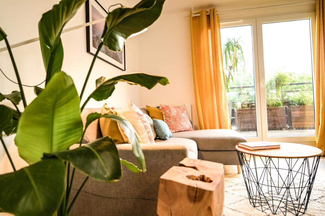 L'Olympique: Appartement Cosy, Vue Canal Grande Terrasse Et Parking Vaires-sur-Marne Exterior photo